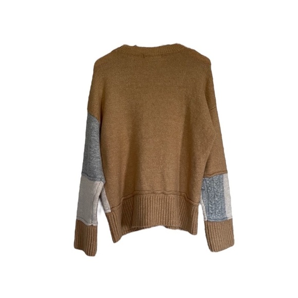 FOREVER 21 Oversized Colorblock Born to be Sassy Patched Sweater Size Medium - Picture 5 of 9